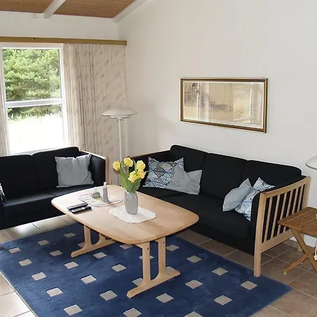 Holiday Regnspoven F- 3690 Holiday home
